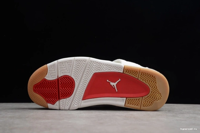 x Air Jordan 4 'White' Levi's AO2571-100 0604